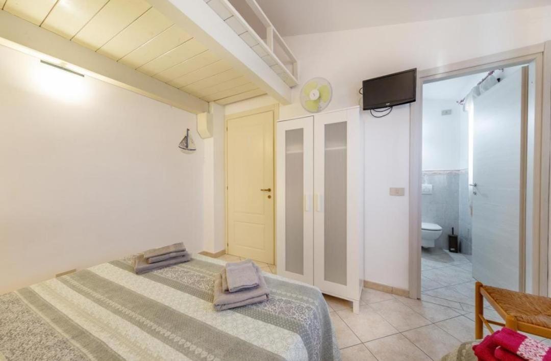 B&B Rotta Per Tavolara Porto San Paolo  Zewnętrze zdjęcie